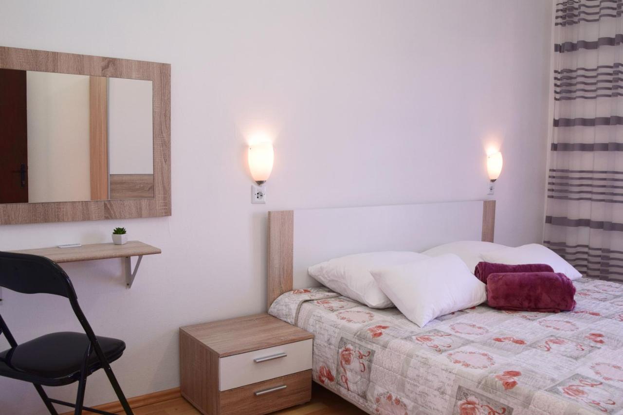 Apartments Margareta & Ena 马林斯卡 外观 照片