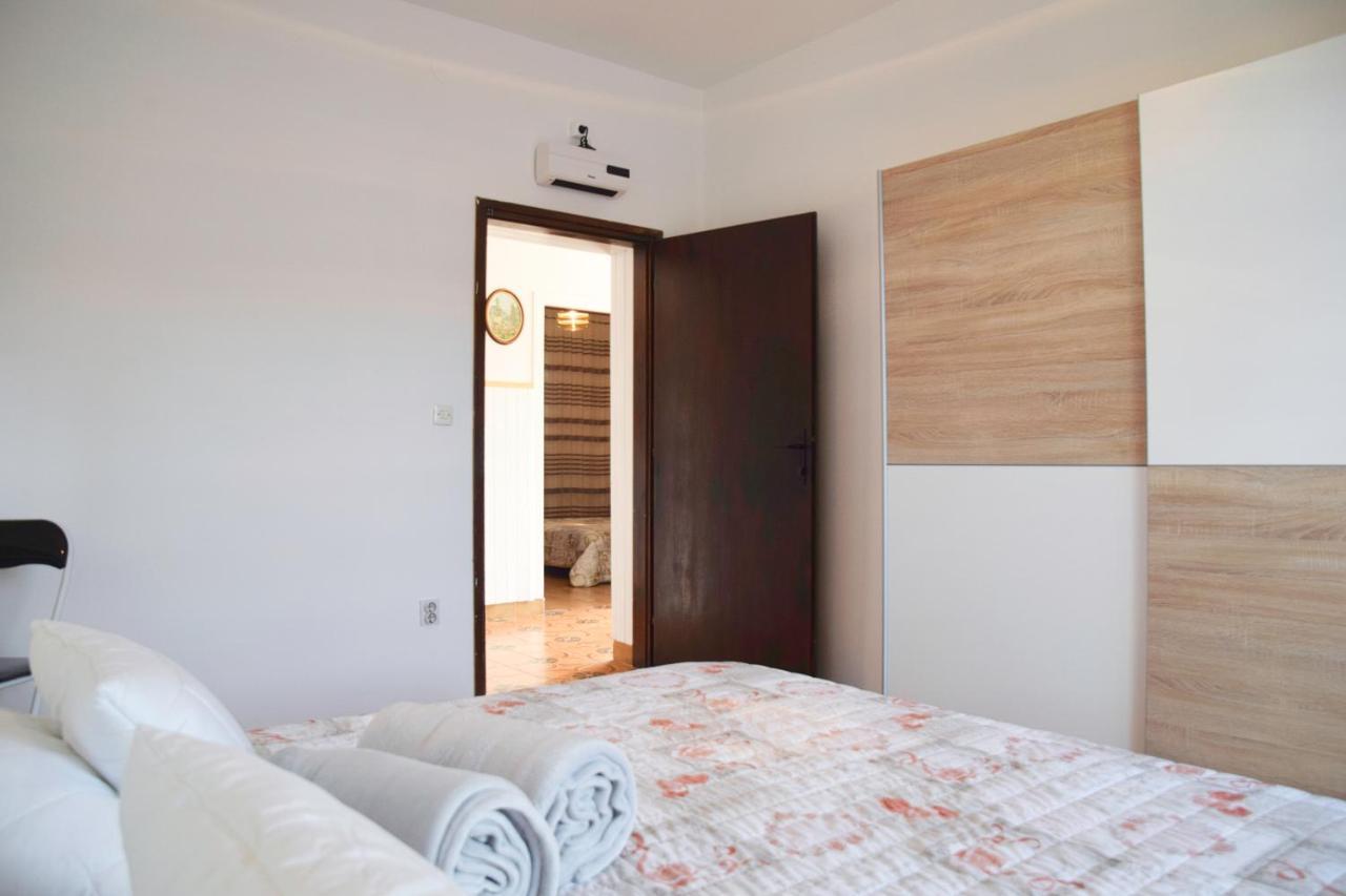 Apartments Margareta & Ena 马林斯卡 外观 照片